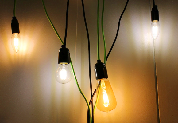 Stmívatelná LED lampa a její výhody Stmívatelná LED lampa a její výhody