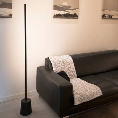 LED FLOOR LINE 1600, nastavitelná teplota barev, stmívatelná, 16W, CRI90, IP21, matně černá