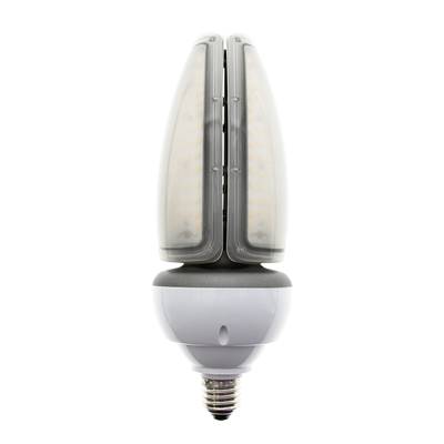 Boční pohled na kukuřičnou lampu LED s šedým pozadím a dvoupanelovými čipy LED na bílém pozadí pro energeticky účinná řešení osvětlení.
