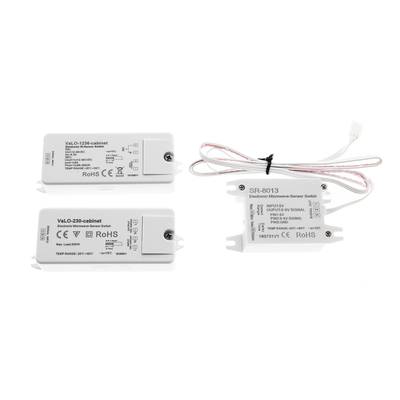 Detailní pohled na součást LED svítidla se zvýrazněnou konstrukcí svítidla a elektrickými přípojkami.