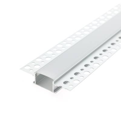 Hliníkový rohový profil pro sádrokarton, s perforovanými přírubami, bílý základ - ideální pro bezproblémové instalace LED osvětlení.