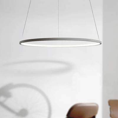 Závěsná lampa Rinkeli.