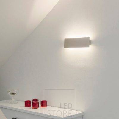 Rovná nástěnná lampa Rovná nástěnná lampa