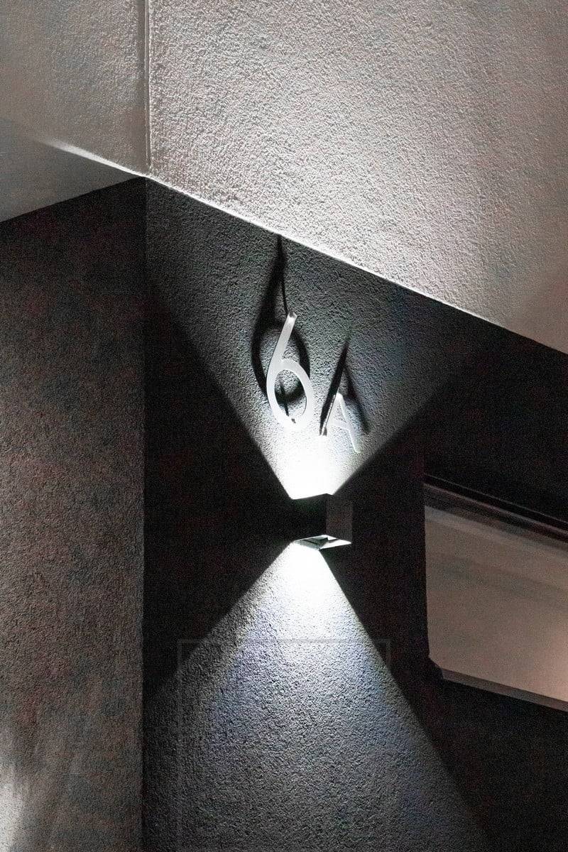 FUNK led nástěnné světlo pro zvýraznění a osvětlení čísla domu. Ledstore.fi