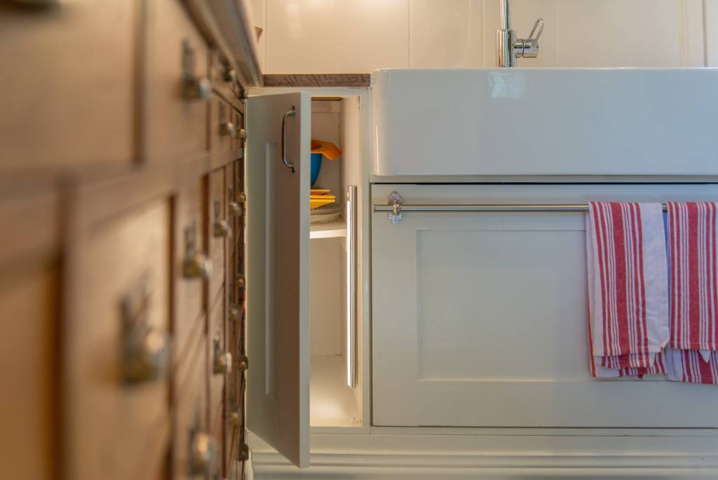 led osvětlení pro kuchyň, Wanda multifunkční světlo 44cm ve skříňce