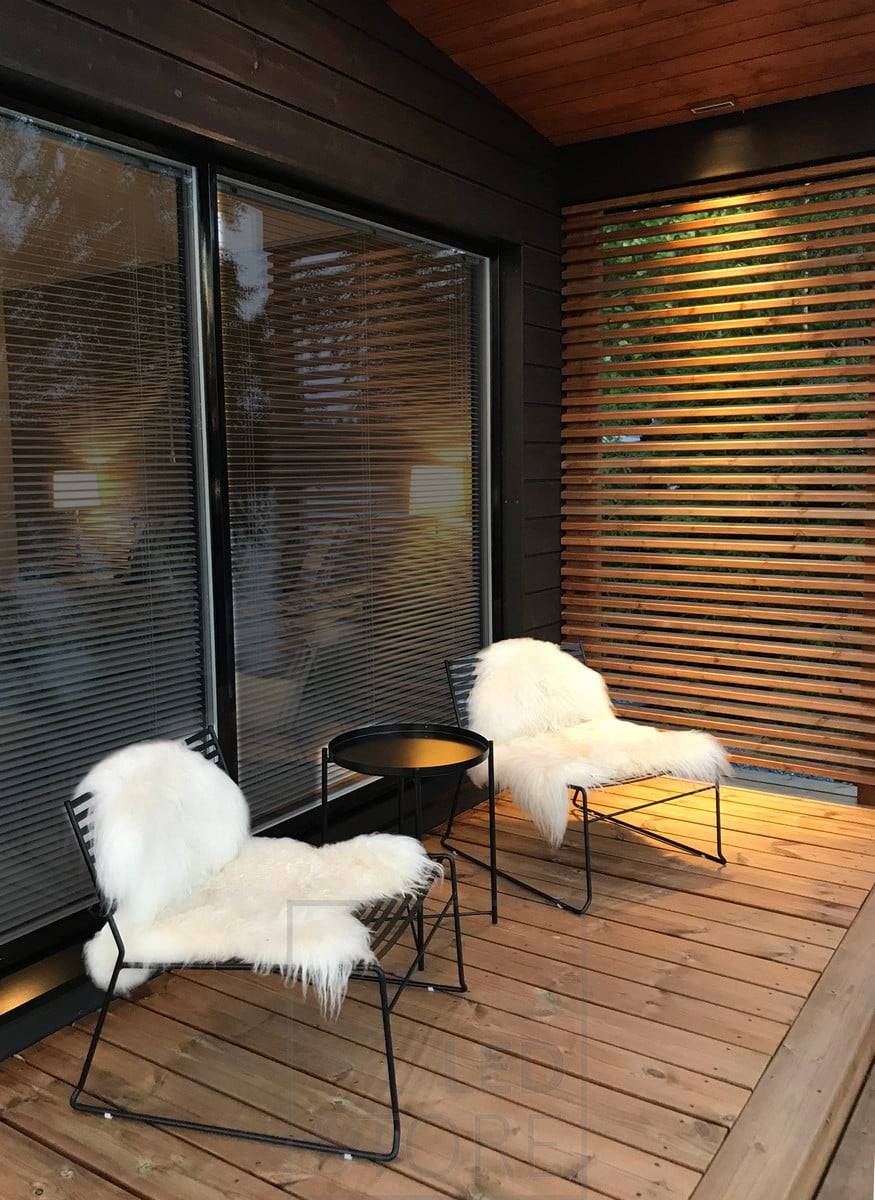 Led LINJA 5 reflektor pro zvýraznění okraje. Světlo reflektoru je velmi úzkoúhlé, a proto je ideální pro akcentové osvětlení. Ledstore.fi