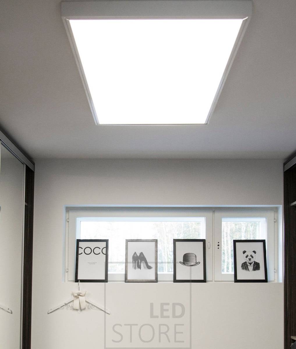 Náš největší led panel 1200x600 namontovaný na povrchovém rámu. Ledstore.fi