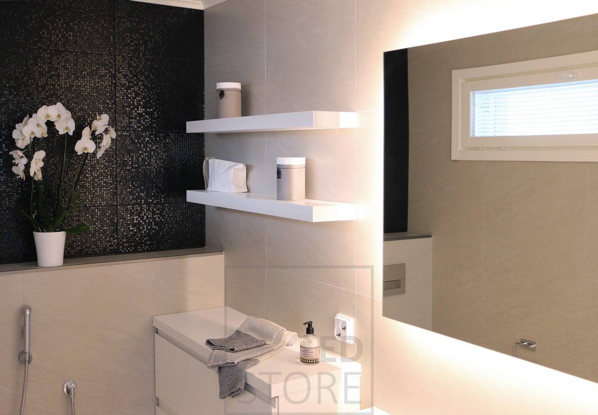 Nepřímé atmosférické světlo do koupelny Velké světelné zrcadlo. Ledstore.fi