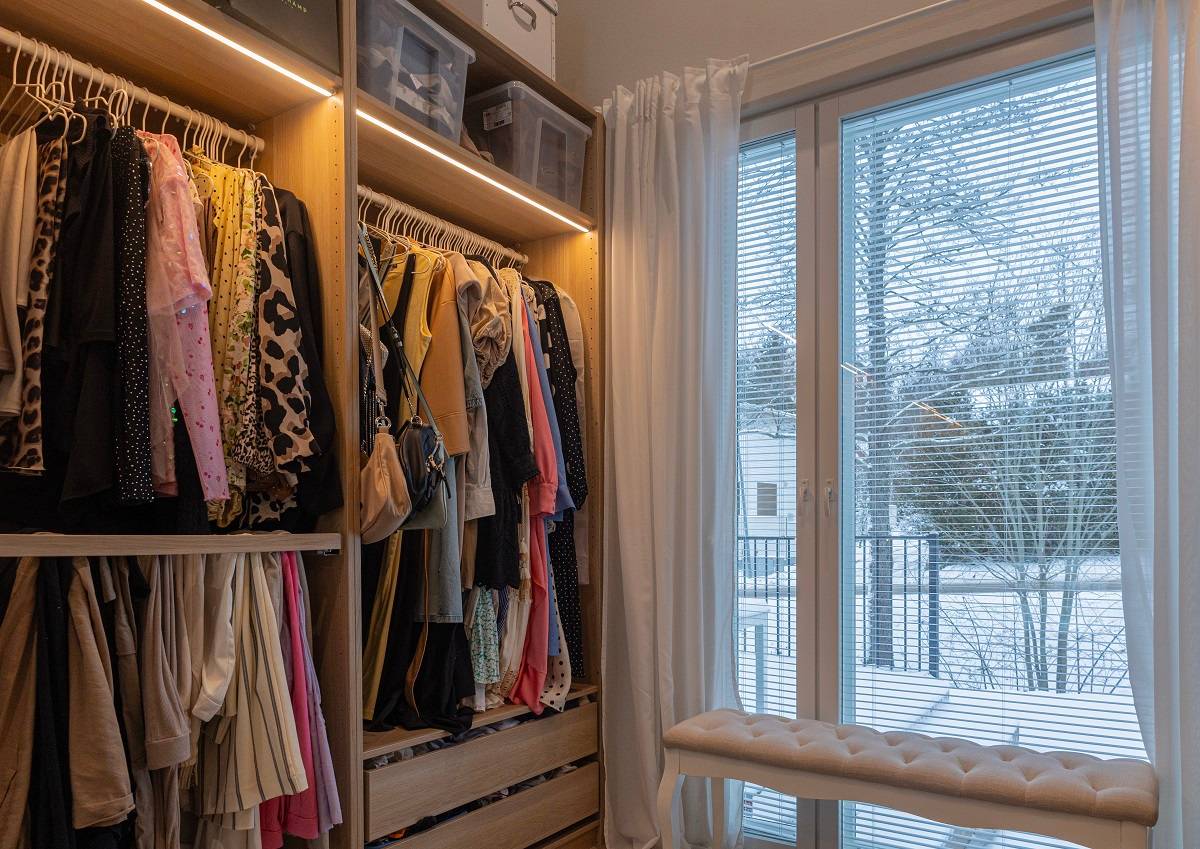 Odkazy Cihly na osvětlení skalní skříně