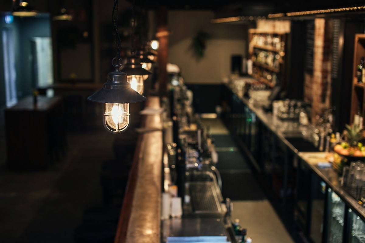 Stmívání LED - výběr technologie Stmívání LED diodami pro navození atmosféry. Obrázek by Pexels