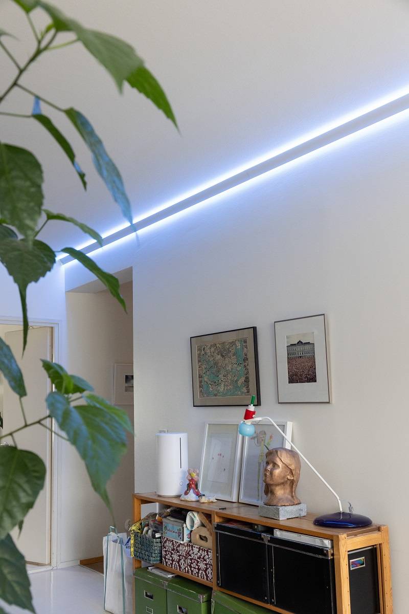 RGB+CCT led pásek umožňuje snadno měnit náladu.