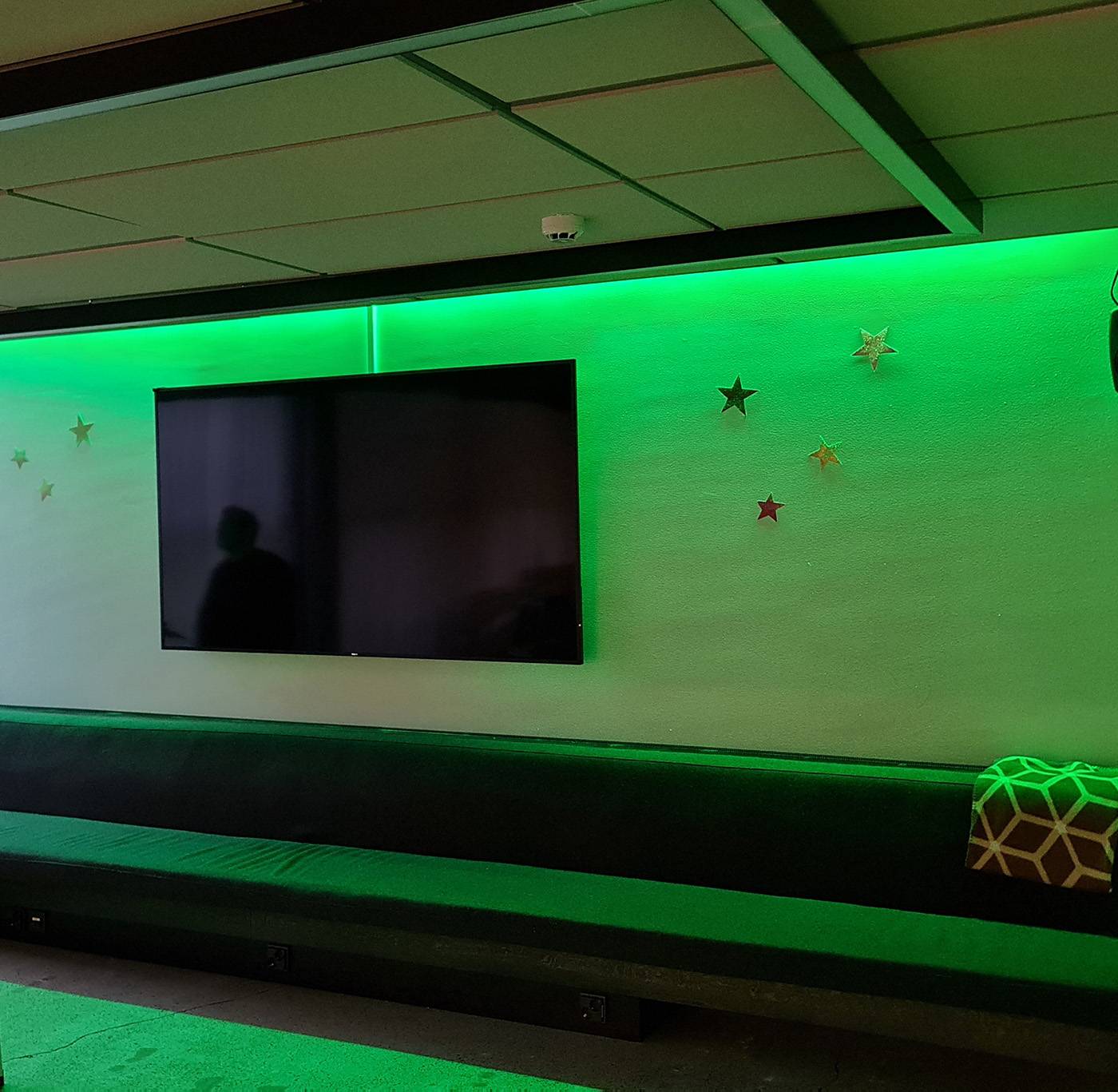 Tapiola Church RGB osvětlení podle ledstore.fi